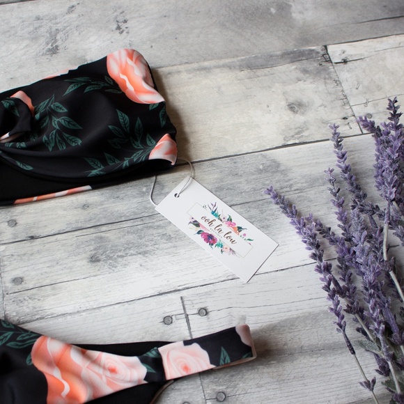 'Sea Gypsy' Bandeau Bikini Top. - Picture 2 of 4